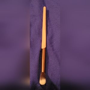 Luxie 205 Rose Gold Tapered Shading Brush